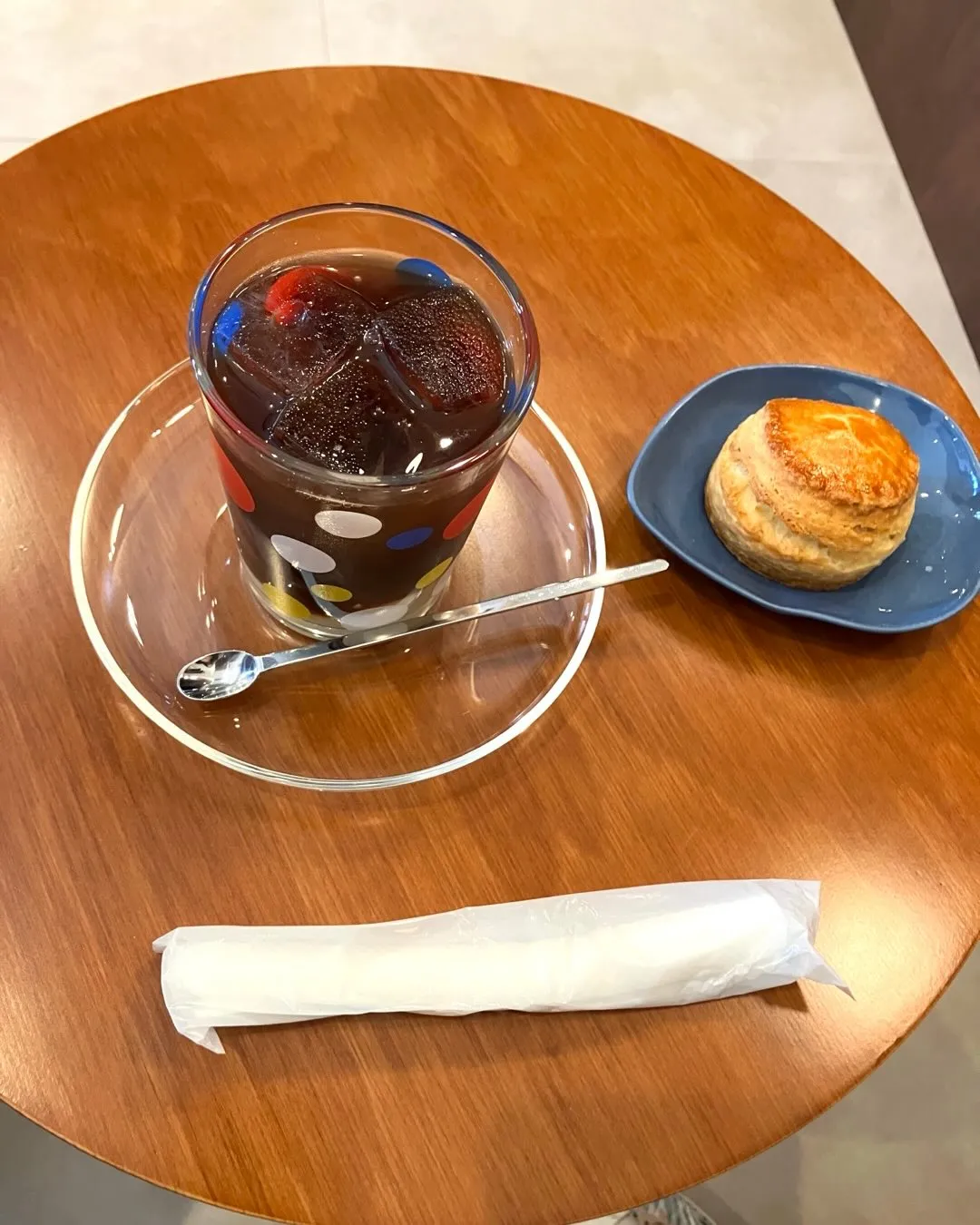 ベトナムコーヒーと理髪店